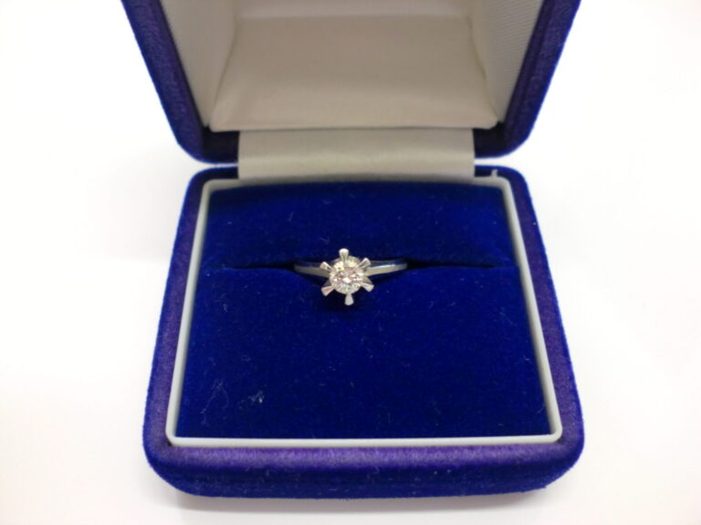 Pt900　リング　ダイヤモンド0.91Ct