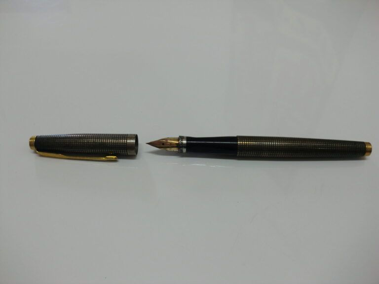 PARKER　パーカー　万年筆　STERLING　ペン先14K　USA