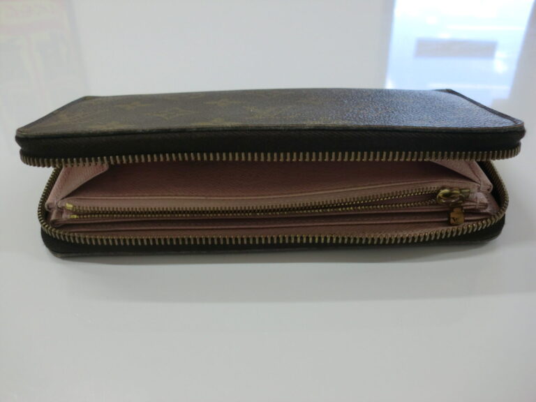 LOUIS VUITTON ルイ・ヴィトン モノグラム ジッピーウォレット 長財布