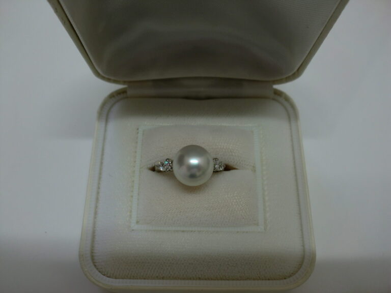 Pt900　リング　メレーダイヤ0.22Ct　パール10.8ｍｍ