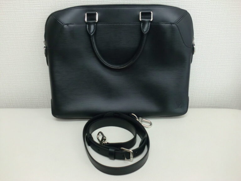 LOUIS VUITTON ルイ ヴィトン エピ　オリバー ブリーフケース ビジネス2WAYバッグ ブラック M51689