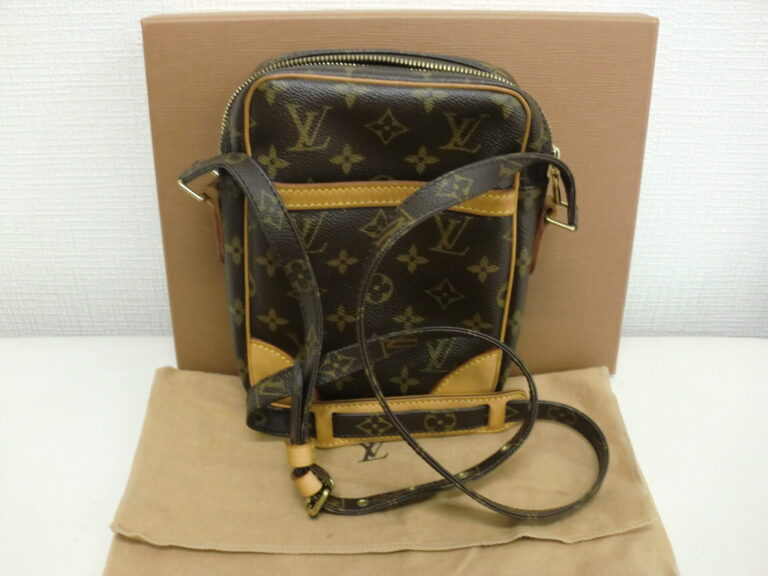 LOUIS VUITTON ルイ ヴィトン モノグラム ダヌーブ