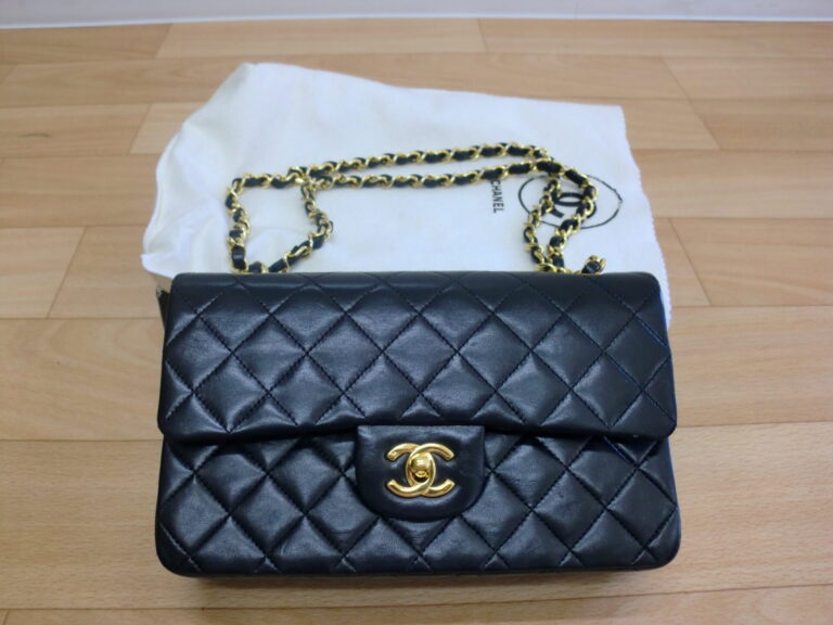 CHANEL シャネル マトラッセ ココマーク ラムスキン チェーンショルダーバッグ