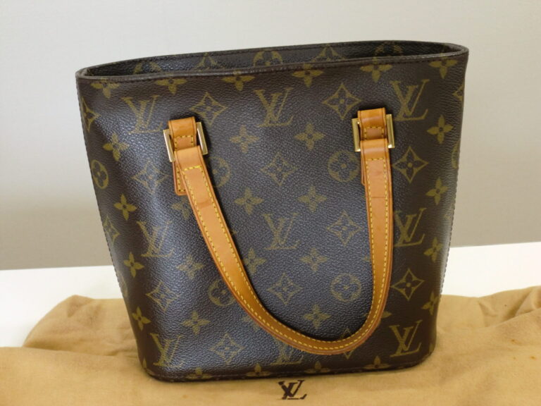 LOUIS VUITTON　ルイヴィトン モノグラム バッグ　ヴァヴァンPM
