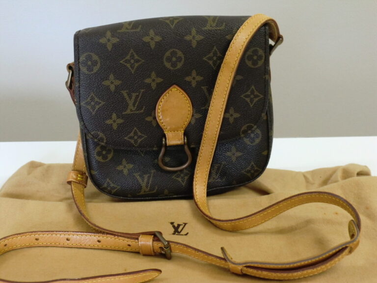 LOUIS VUITTON　ルイヴィトン モノグラム ショルダーバッグ　ミニサンクルー