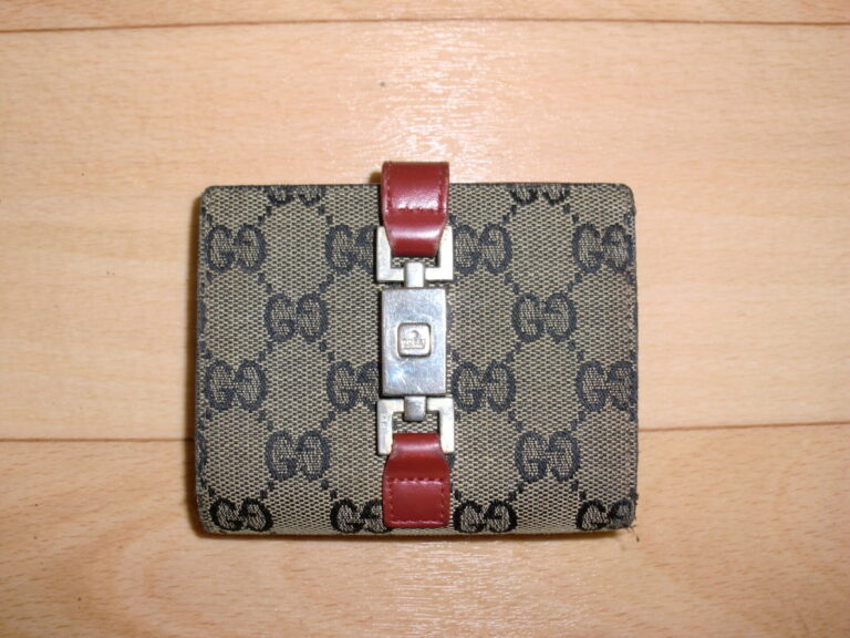 GUCCI グッチ GGキャンバス ジャッキー 二つ折り財布