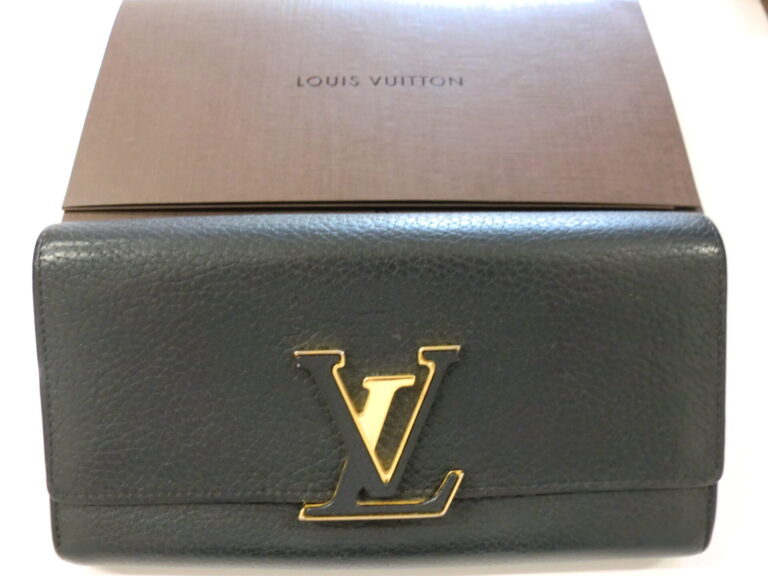 LOUIS VUITTON ルイヴィトン ポルトフォイユ カプシーヌ 黒