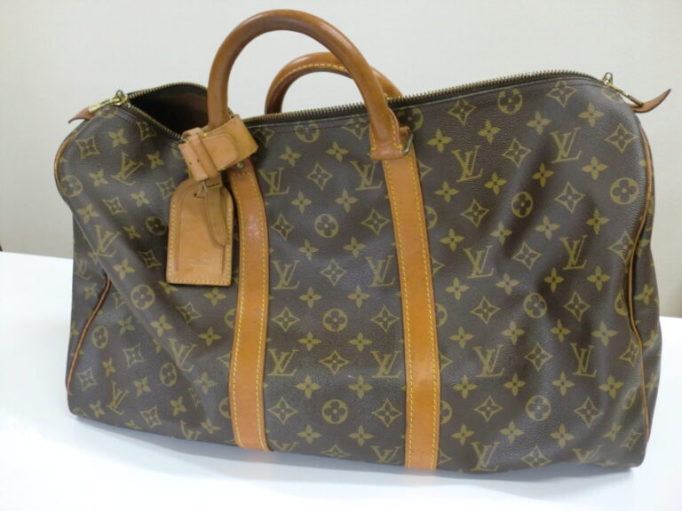 LOUIS VUITTON ルイヴィトン モノグラム キーポル50