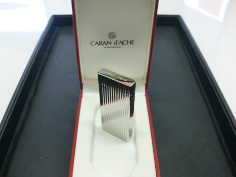 CARAN d’ACHE　カランダッシュ　ローラーガスライター