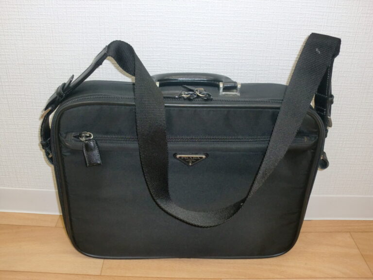 PRADA プラダ ビジネスバッグ